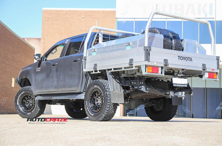 TOYOTA HILUX N80 4WD D LOCKER BLACK